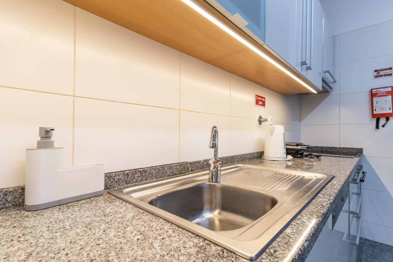 Апартаменты Ocean View Flat Камара-де-Лобуш Экстерьер фото