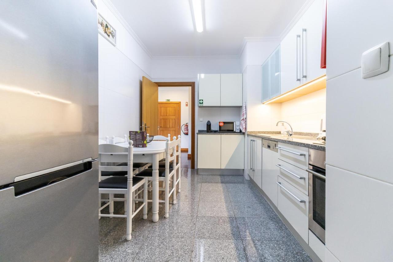 Апартаменты Ocean View Flat Камара-де-Лобуш Экстерьер фото